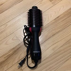 REVLON 3 Heat 2 Speed Pro Collection One Step Ionic Hair Dryer - free in bundle